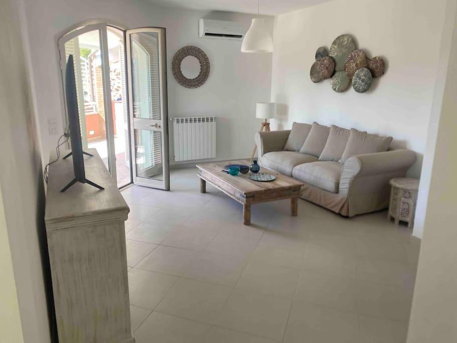 Luxury Beach House Porto Santo Stefano  Extérieur photo